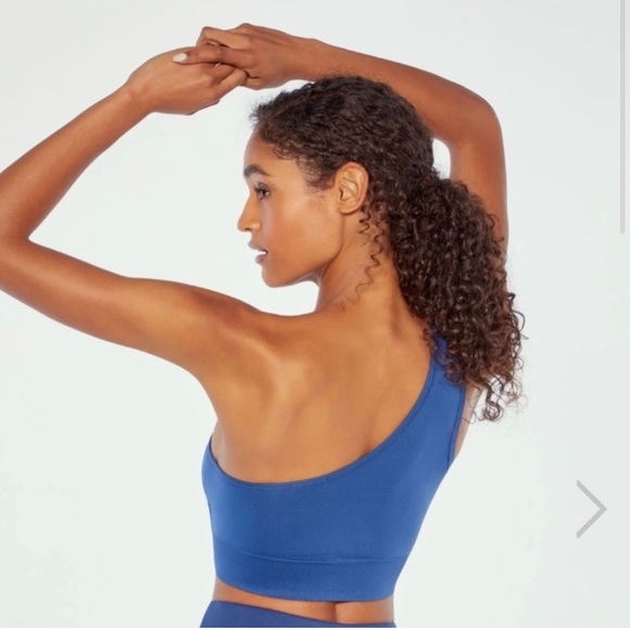 NWT Wildfox One Shoulder Sports Bra Medium - Picture 3 of 4